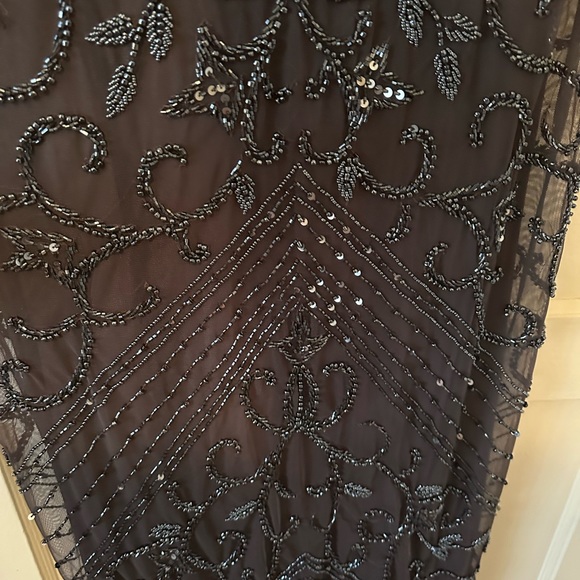 Pisarro Nights Beaded Mesh
Column Gown Gray Size 8 - Picture 4 of 9